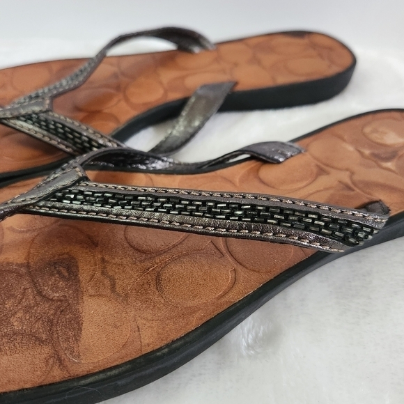 COACH Laurel Leather Silver Gray Bugle Beaded Flip Flop Sandals Size 8 - Picture 8 of 16